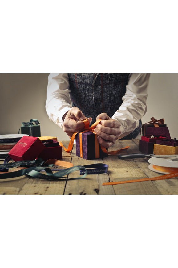 Gift Wrap - francosliquorstore
